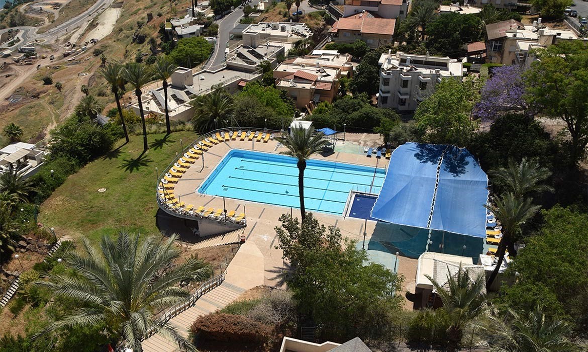 בריכת המלון - מלון המלך שלמה טבריה